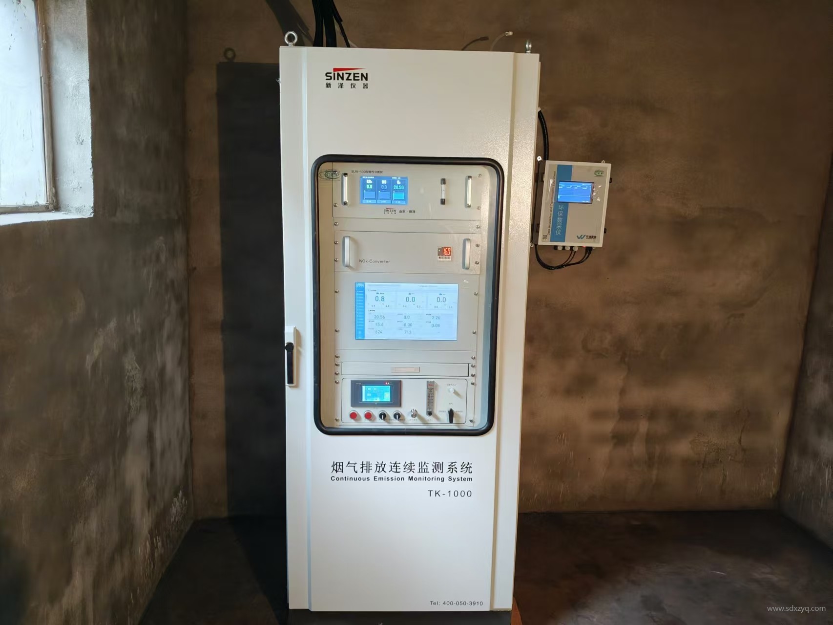 1731044830716094.jpg 煙氣在線監(jiān)測系統(tǒng).jpg